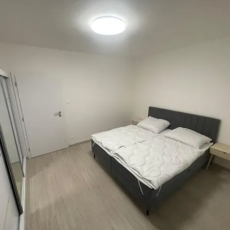 Big 3-bedroom 78m² Apartamento Bratislava